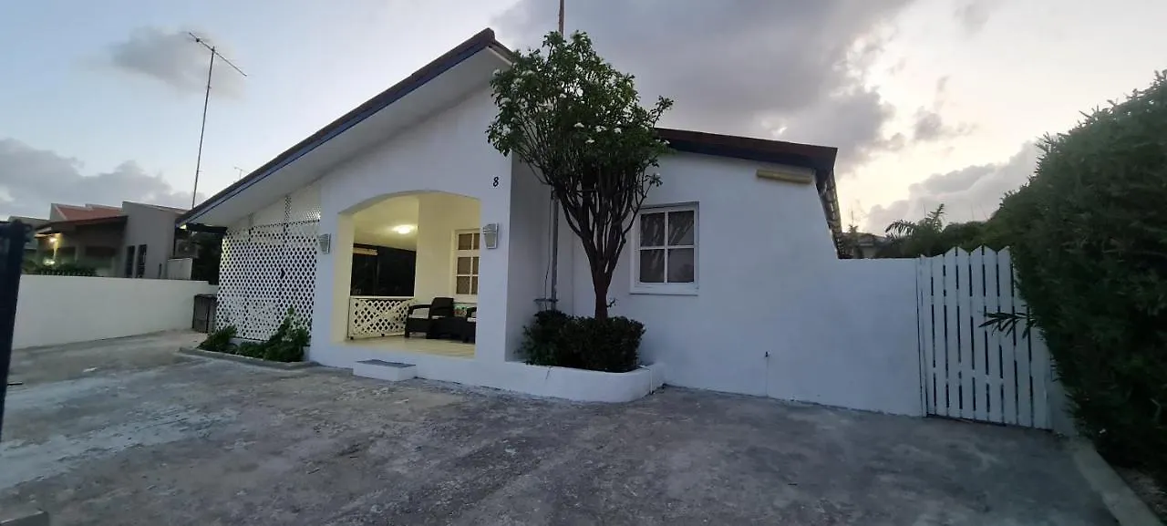 Family Villa With Big Pool And Absolute Privacy Willemstad Curacao