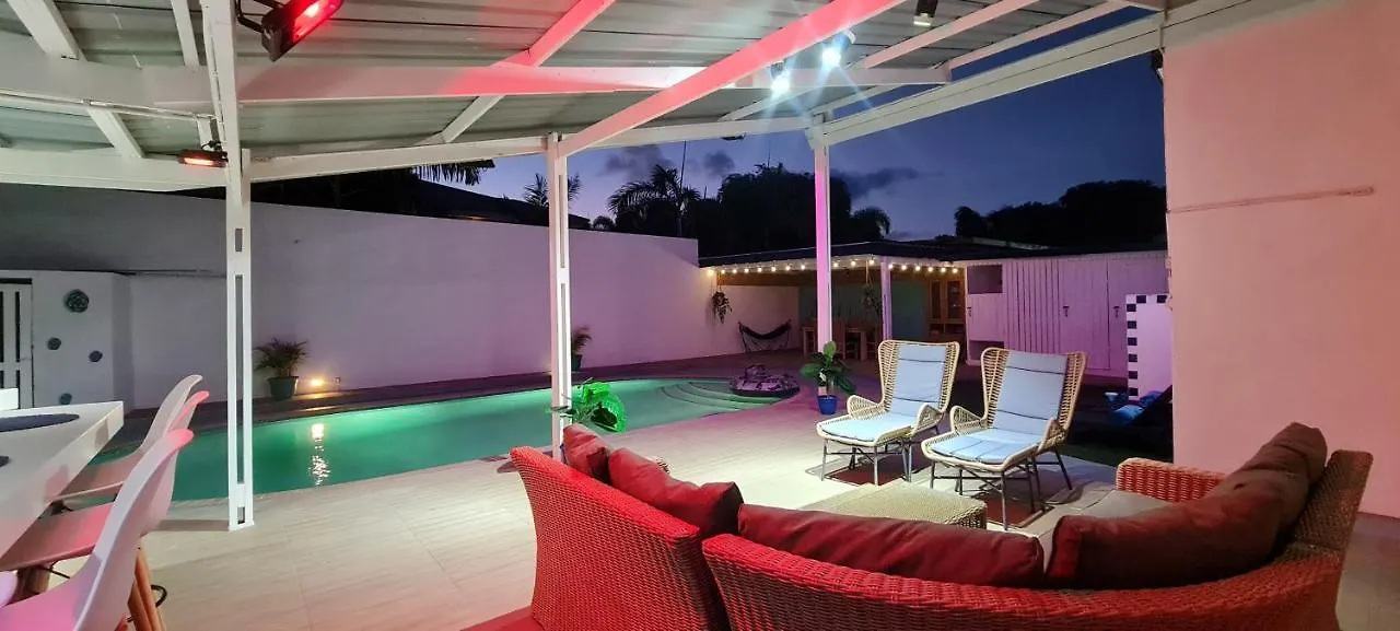 Family Villa With Big Pool And Absolute Privacy Willemstad